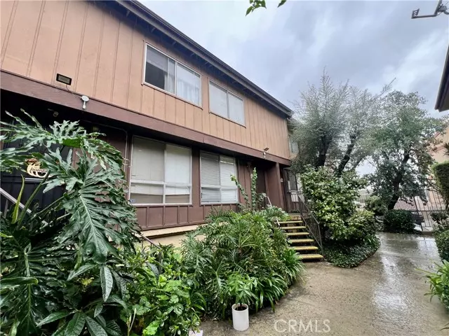 7301 Lennox Ave. A13, Van Nuys, CA 91405