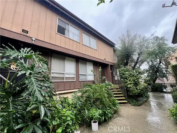 7301 Lennox Ave. A13, Van Nuys, CA 91405