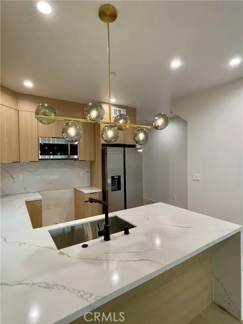 Los Angeles, CA 90037,611 W 41st PL 1/2