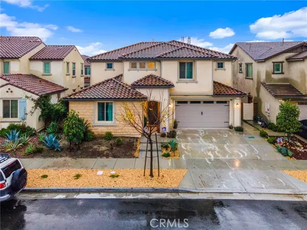 Ontario, CA 91761,3384 E Tree Blossom