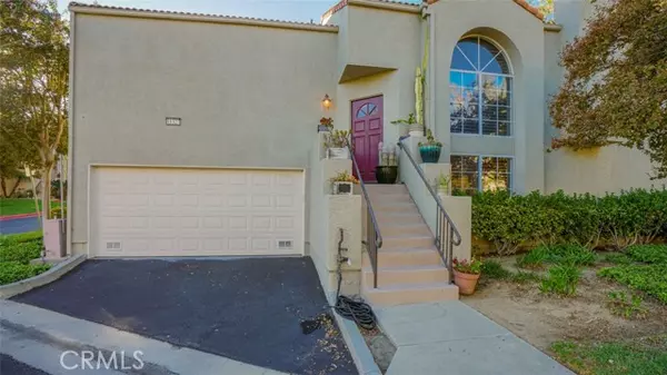 Chatsworth, CA 91311,11327 Old RNCH