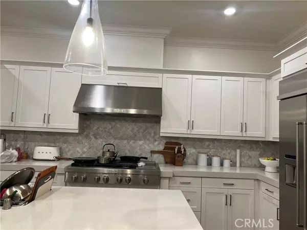 Irvine, CA 92620,112 Catspaw