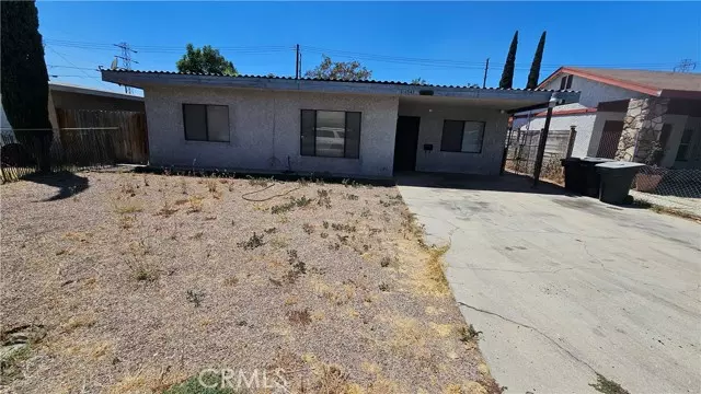 1541 Rialto, Colton, CA 92324