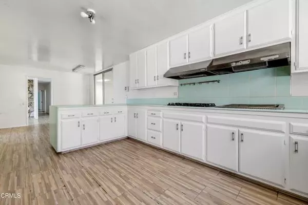 Encino, CA 91436,16274 Dorilee LN