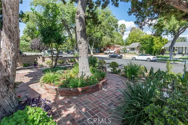 Burbank, CA 91506,405 N Brighton