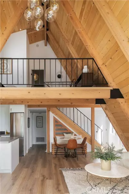 Lake Arrowhead, CA 92352,1340 Yosemite