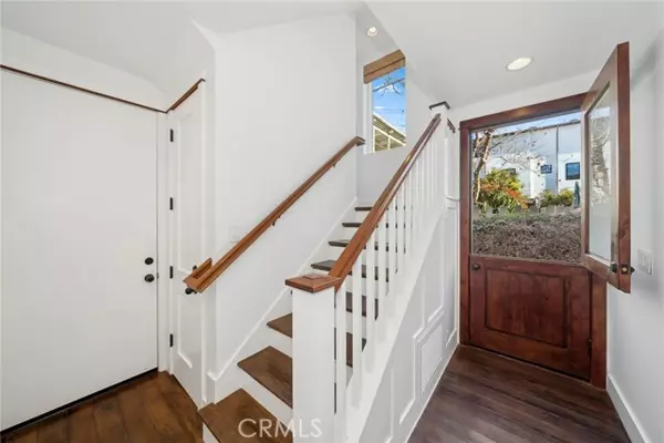 Corona Del Mar, CA 92625,417 1/2 Poinsettia AVE