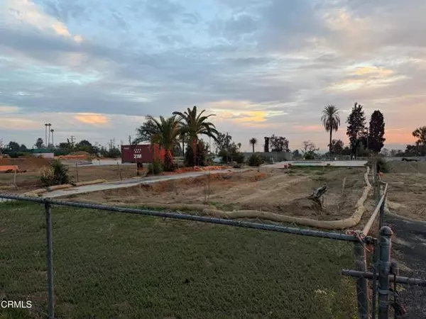 Altadena, CA 91001,60 W Palm ST