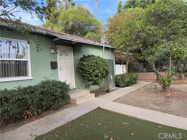 5901 woodman 5901, Valley Glen, CA 91401