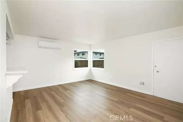 Downey, CA 90241,10520 Myrtle ST