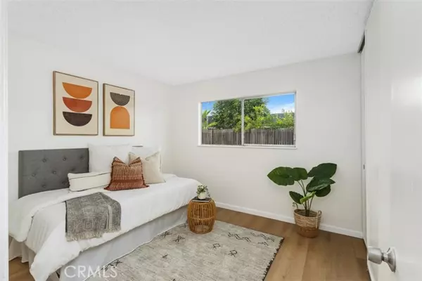 Huntington Beach, CA 92649,5681 Mangrum