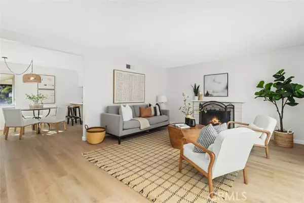 Huntington Beach, CA 92649,5681 Mangrum