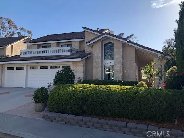 22121 Apache, Lake Forest, CA 92630