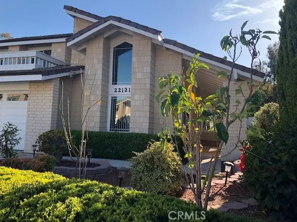 Lake Forest, CA 92630,22121 Apache