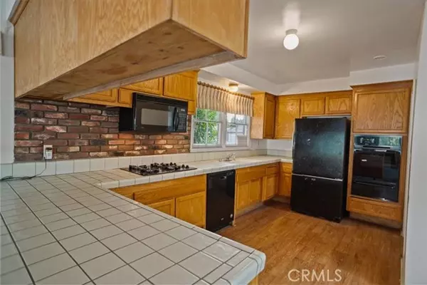 Granada Hills, CA 91344,16953 San Jose St