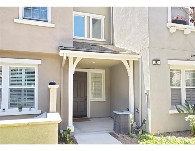 Camarillo, CA 93012,262 Lightwood ST