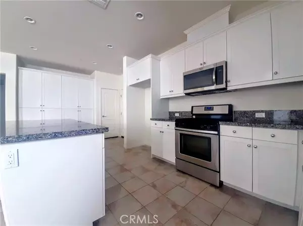 Brea, CA 92823,3312 Merida