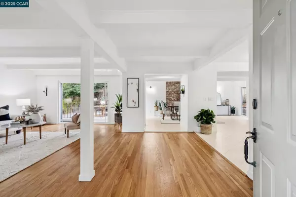 Lafayette, CA 94549,980 Janet Ln