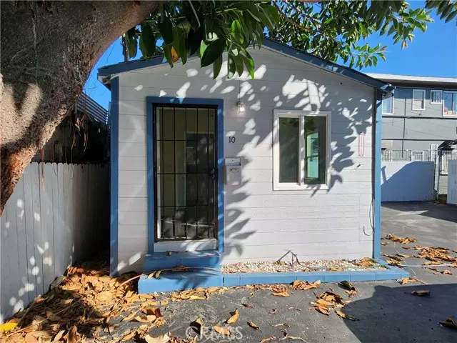 Inglewood, CA 90303,3717 W Imperial 10