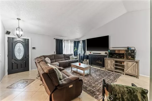 Rialto, CA 92376,1648 W Wedgewood