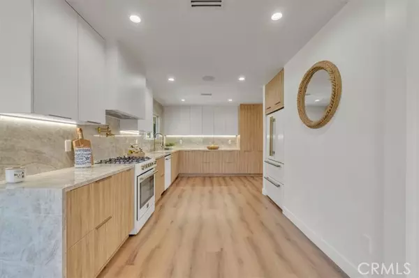 Santa Monica, CA 90402,266 Mabery RD