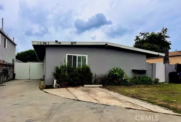 Los Angeles, CA 90002,10347 Kalmia ST