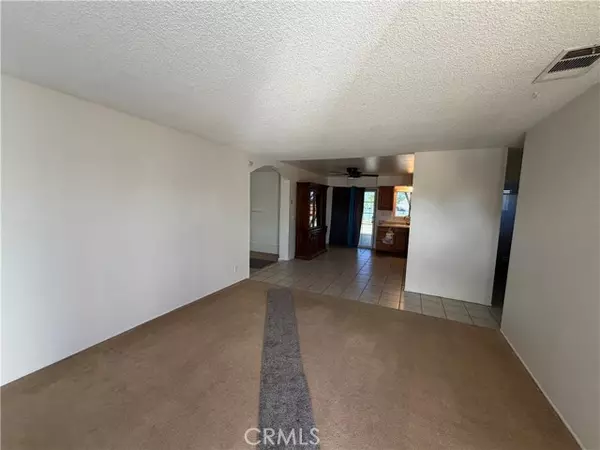 Victorville, CA 92394,15638 Don Roberto