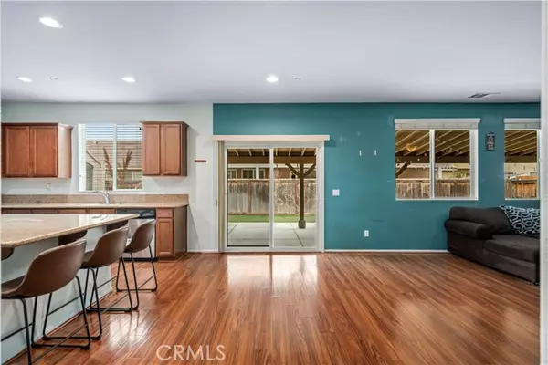 Rosamond, CA 93560,3024 Erica