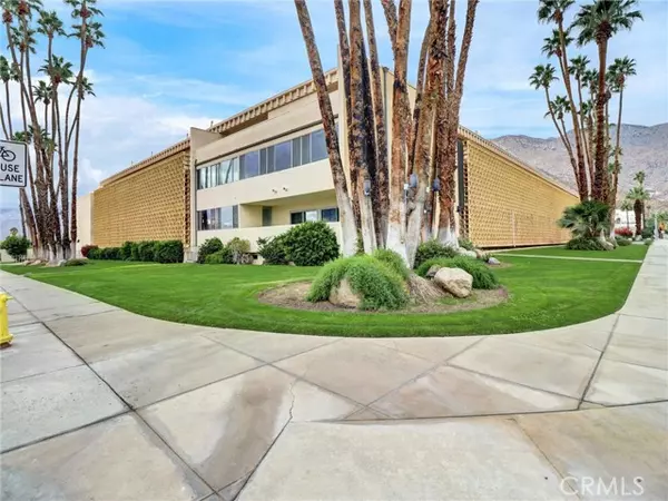 277 E Alejo RD 214, Palm Springs, CA 92262