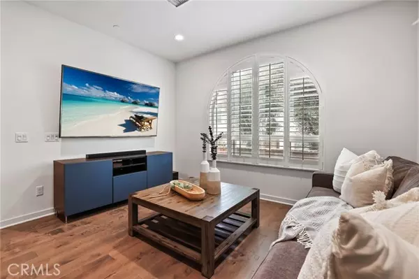 Lake Forest, CA 92630,53 Savannah