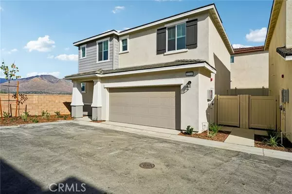 Redlands, CA 92374,1114 Tropic CT