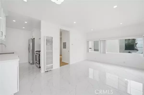 Manhattan Beach, CA 90266,220 39th B