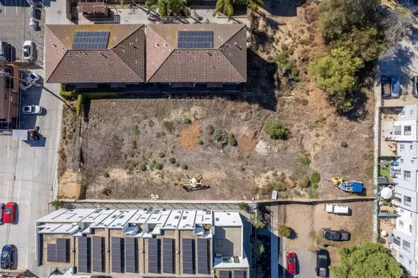 E ST, San Diego, CA 92102