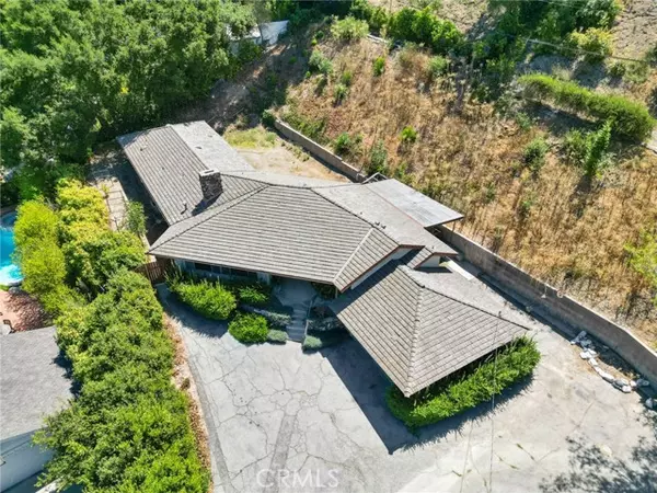 Encino, CA 91436,4067 Hayvenhurst DR