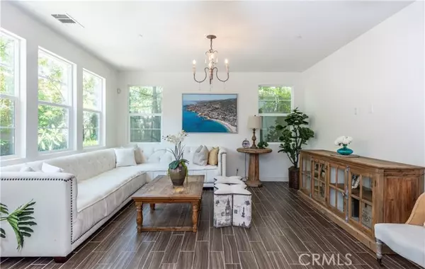 Irvine, CA 92618,181 Compass