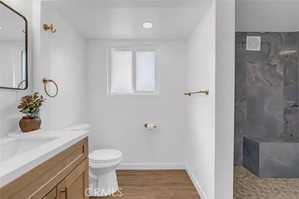 Pico Rivera, CA 90660,9950 La Docena