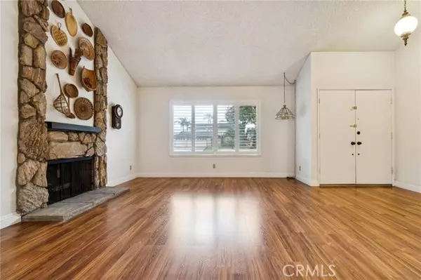 West Hills, CA 91304,22714 Stagg