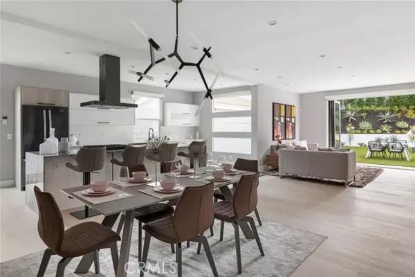 Woodland Hills, CA 91364,4731 Topanga Canyon BLD