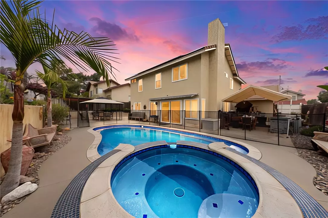 Moreno Valley, CA 92557,11735 Country Flower