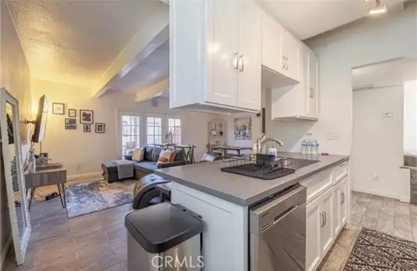 Lancaster, CA 93535,43621 Stanridge