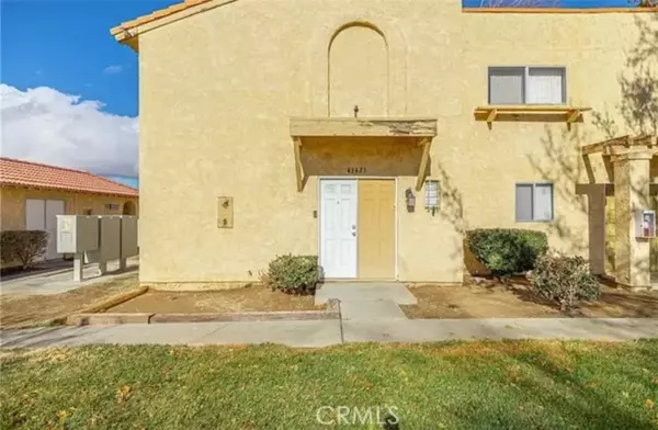 Lancaster, CA 93535,43621 Stanridge