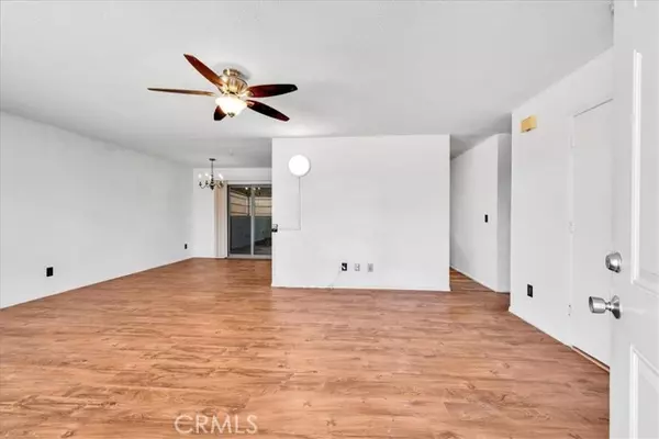 Joshua Tree, CA 92252,61945 Grand View CIR