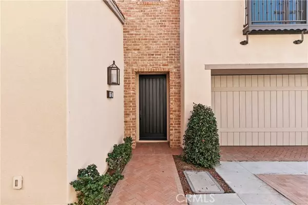 Irvine, CA 92602,112 Vigna