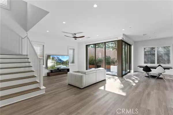 Irvine, CA 92602,112 Vigna