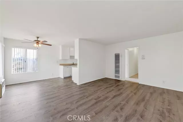 Bellflower, CA 90706,16205 Cornuta Ave 7