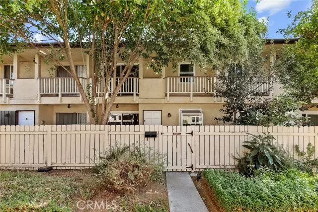 Reseda, CA 91335,8031 Canby Ave 4