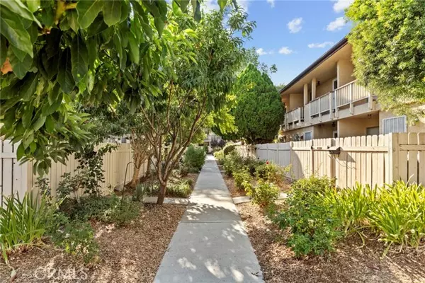 Reseda, CA 91335,8031 Canby Ave 4