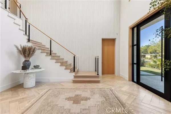 Encino, CA 91436,4050 Contera RD