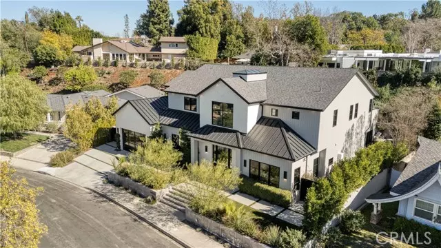 4050 Contera RD, Encino, CA 91436