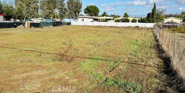 Perris, CA 92570,0 Mural ST